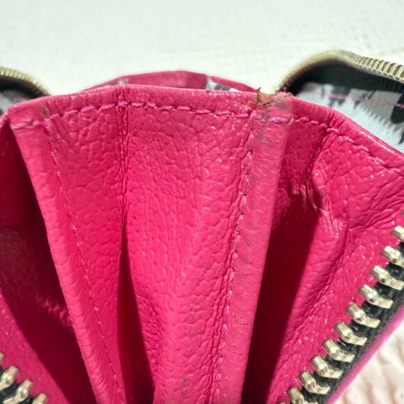 Min & Mon Frodo Wallet Eyes Pink Zip Around Wallet - Picture 15 of 16